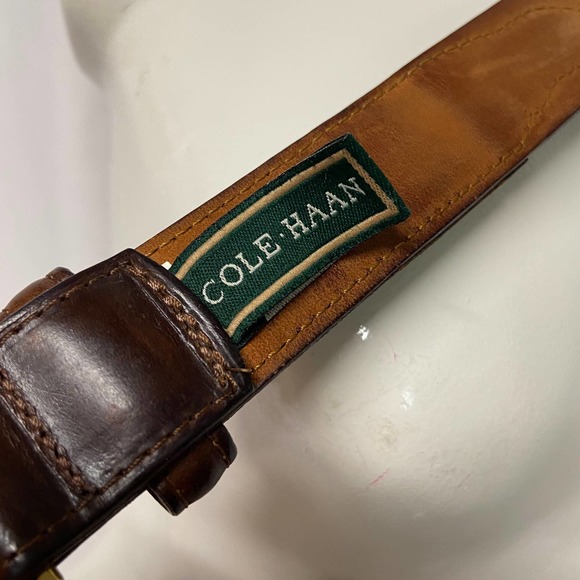 Cole Hahn Belt Leather w/ Gold Buckle Vintage Made in USA A2163 Size 38/95 - Picture 2 of 9
